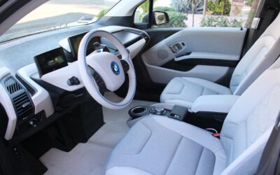 5 Reasons To Grab an Interior Car Wash in Frederick Before Your Next Date