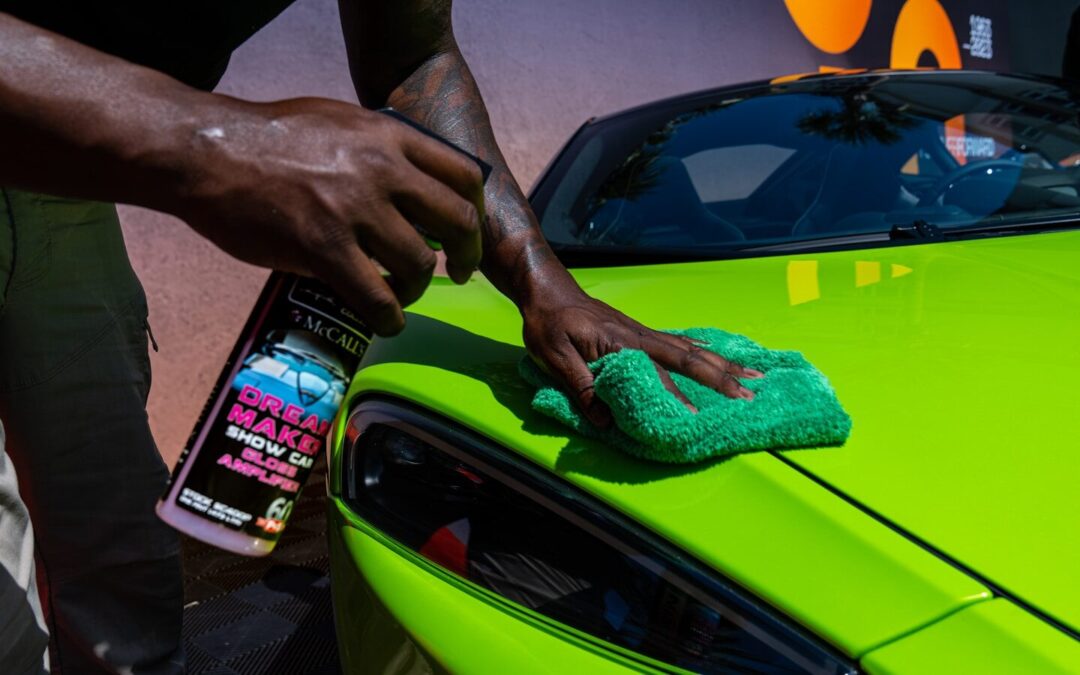 How to Choose the Best Car Wash Mitt