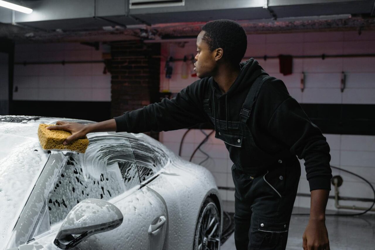 The Ultimate Guide to a Clean Car: Tips for a Sparkling Ride