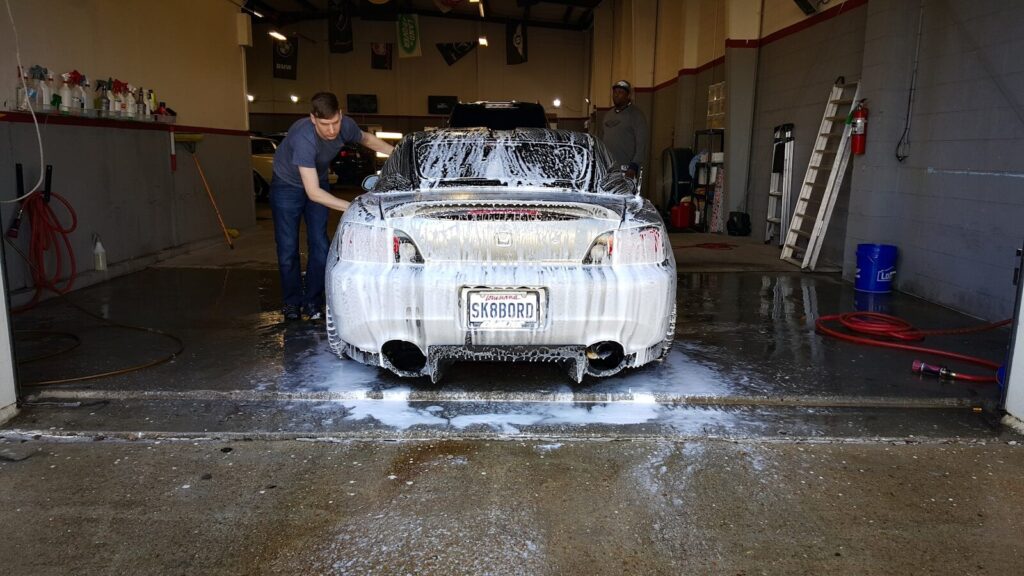 How to Wash a Car: A Step-by-Step Guide for Frederick, MD Drivers 2 how to wash a car