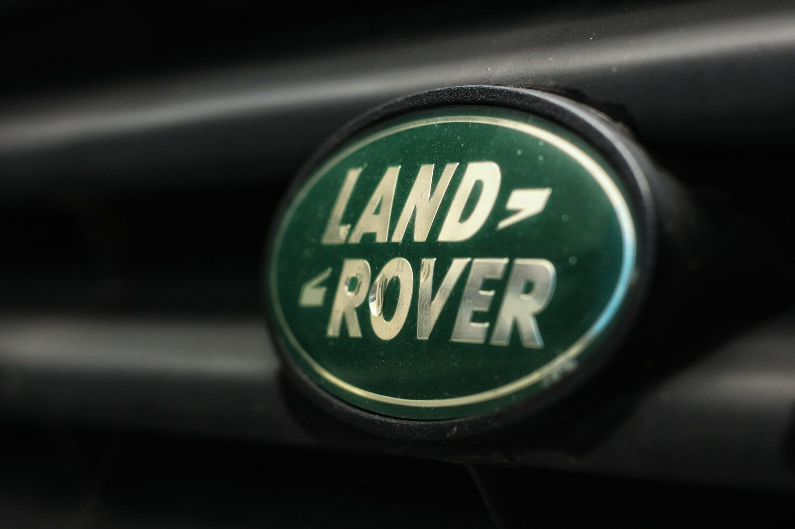 Photo by Metin Ozer car brands